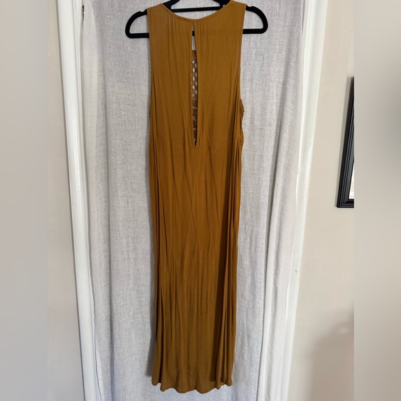 Willow & Clay Mustard Sleeveless Shirt Dress. Size S. EXCELLENT condition. - Picture 2 of 4